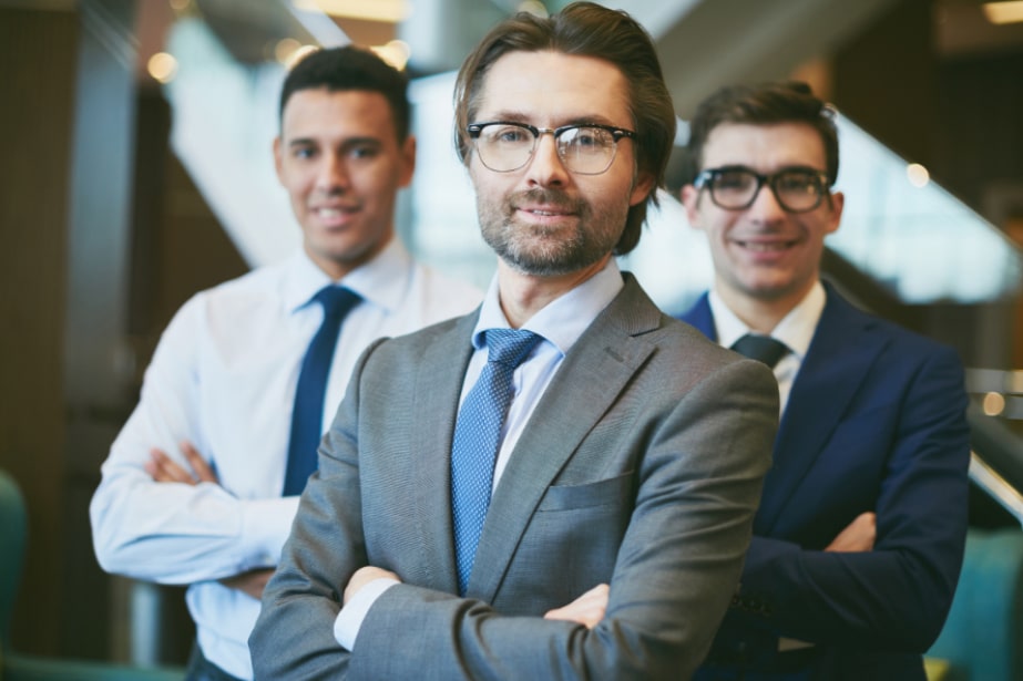 Experienced-Professionals-min
