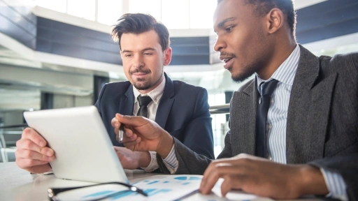 Why Businesses Choose Syncom